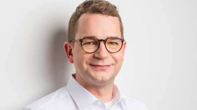 Teekanne holte ehemaligen Obela-Marketingchef - Seit dem 1. August ist Christian Exner Arizaga neuer Marketingleiter bei Teekanne Deutschland - Quelle: Fotostudio Balsereit